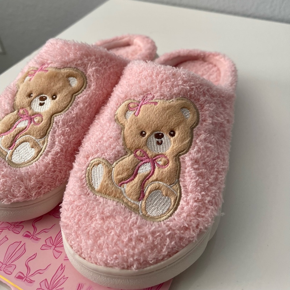 Womens Pink Teddy Fuzzy Slippers - Picture 2 of 7